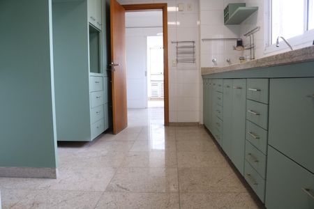 Apartamento para alugar com 230m², 3 quartos e 4 vagasCozinha