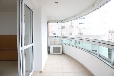 Apartamento para alugar com 230m², 3 quartos e 4 vagasVaranda da Sala