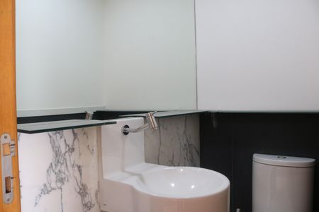 Apartamento para alugar com 230m², 3 quartos e 4 vagasLavabo