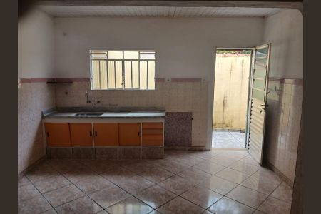 Casa para alugar com 85m², 2 quartos e 1 vaga Casa para alugar com 85m², 2 quartos e 1 vagaCozinha