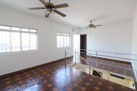 Casa para alugar com 180m², 3 quartos e 4 vagasSala