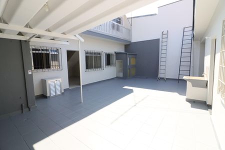 Casa para alugar com 180m², 3 quartos e 4 vagasÁrea de Serviço