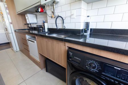Apartamento à venda com 55m², 2 quartos e 1 vagaCozinha e Área de Serviço