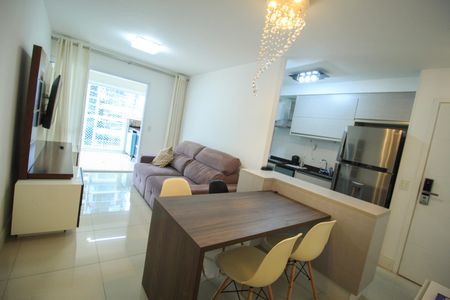 Apartamento para alugar com 78m², 2 quartos e 1 vaga Apartamento para alugar com 78m², 2 quartos e 1 vagaSala