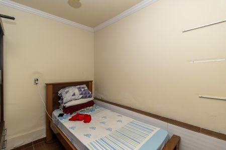 Casa à venda com 180m², 3 quartos e 2 vagas Casa à venda com 180m², 3 quartos e 2 vagasQuarto 2 - Casa 1