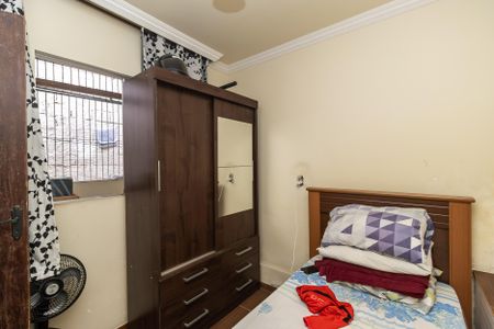 Casa à venda com 180m², 3 quartos e 2 vagas Casa à venda com 180m², 3 quartos e 2 vagasQuarto 2 - Casa 1