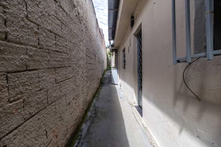 Casa à venda com 180m², 3 quartos e 2 vagas Casa à venda com 180m², 3 quartos e 2 vagasCorredor