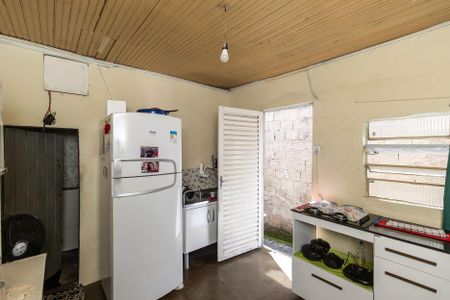 Casa à venda com 180m², 3 quartos e 2 vagas Casa à venda com 180m², 3 quartos e 2 vagasCozinha - Casa 2