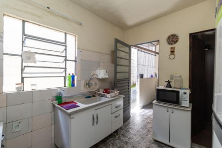 Casa à venda com 180m², 3 quartos e 2 vagas Casa à venda com 180m², 3 quartos e 2 vagasCozinha - Casa 1