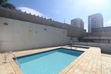 Apartamento para alugar com 66m², 2 quartos e 1 vagaÁrea comum