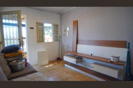 Casa à venda com 189m², 3 quartos e 3 vagasEdícula sala 