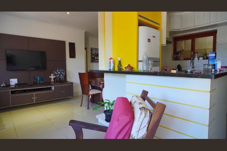 Sala  de casa à venda com 3 quartos, 189m² em Vila Joao Pessoa, Porto Alegre