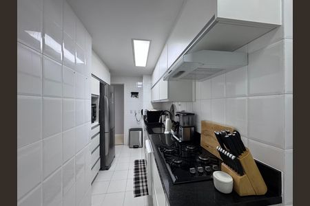 Apartamento à venda com 87m², 2 quartos e 2 vagasCozinha e Área de Serviço