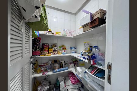 Apartamento à venda com 87m², 2 quartos e 2 vagasCozinha e Área de Serviço - Despensa