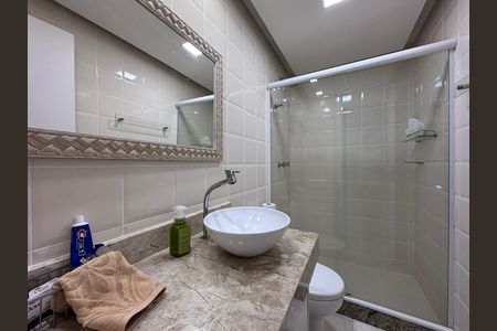 Apartamento à venda com 87m², 2 quartos e 2 vagasBanheiro Social