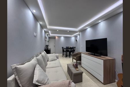 Apartamento à venda com 87m², 2 quartos e 2 vagasSala
