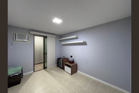 Apartamento à venda com 87m², 2 quartos e 2 vagasQuarto 