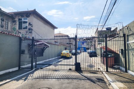 Casa de condomínio para alugar com 115m², 3 quartos e 2 vagasFachada 