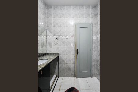 Casa de condomínio para alugar com 115m², 3 quartos e 2 vagasBanheiro Social 