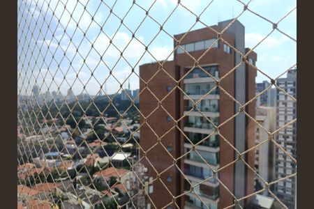 Vista de apartamento à venda com 3 quartos, 108m² em Pinheiros, São Paulo