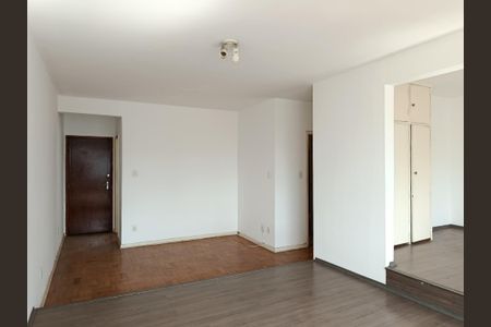 Apartamento à venda com 108m², 3 quartos e 1 vagaSala