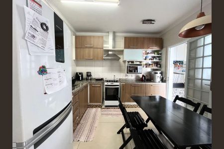 Casa de condomínio à venda com 95m², 3 quartos e 2 vagasCozinha