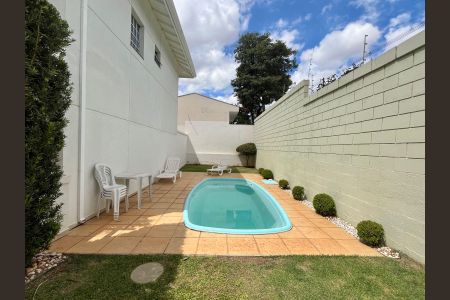 Casa de condomínio à venda com 95m², 3 quartos e 2 vagasÁrea comum - Piscina
