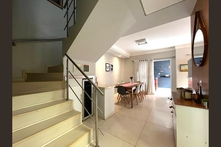 Sala de casa de condomínio à venda com 3 quartos, 95m² em Jardim Bom Retiro, Campinas