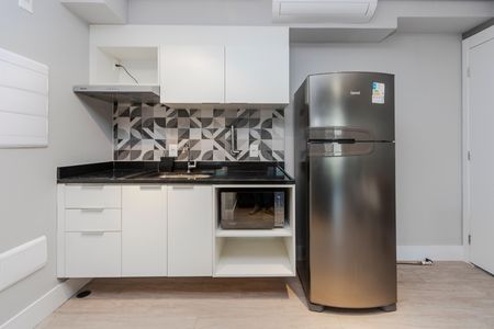 Cozinha de apartamento para alugar com 1 quarto, 41m² em Santo Amaro, São Paulo