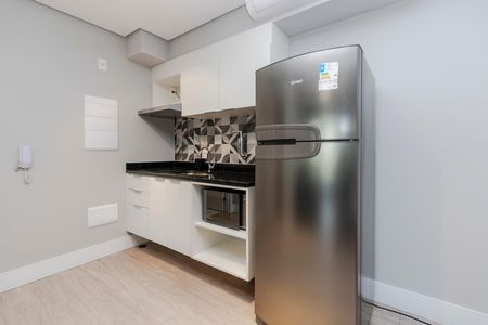 Cozinha de apartamento para alugar com 1 quarto, 41m² em Santo Amaro, São Paulo