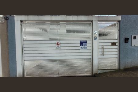 Casa para alugar com 180m², 2 quartos e 3 vagasplaquinha instalada 