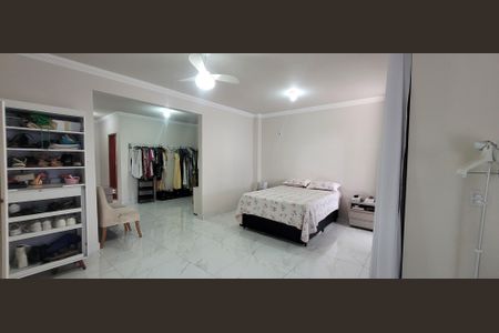 Casa para alugar com 180m², 2 quartos e 3 vagassuite 