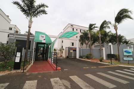 Apartamento para alugar com 40m², 2 quartos e 1 vagaFachada e portaria