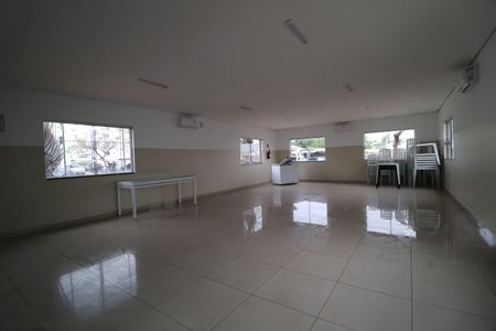 Apartamento para alugar com 40m², 2 quartos e 1 vagaÁrea comum - Salão de festas