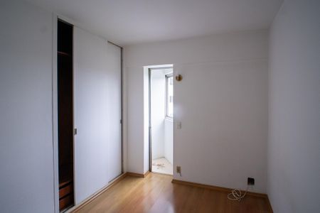 Apartamento à venda com 54m², 2 quartos e 1 vagaQuarto 2
