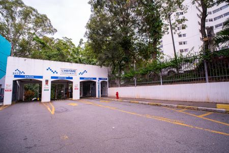 Apartamento à venda com 54m², 2 quartos e 1 vagaFachada e portaria