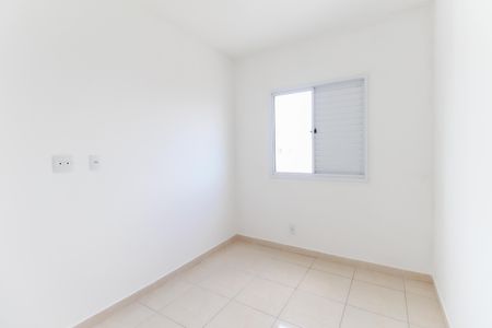 Quarto 1 de apartamento para alugar com 2 quartos, 46m² em Tanquinho, Ferraz de Vasconcelos