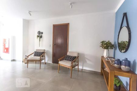 Apartamento à venda com 63m², 2 quartos e 1 vagaÁrea comum - Hall de entrada 