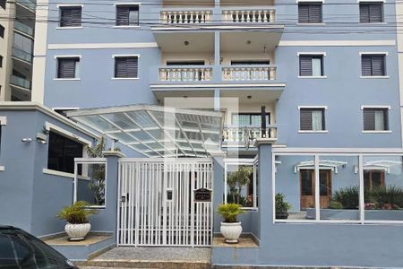 Apartamento à venda com 63m², 2 quartos e 1 vagaFachada e portaria 