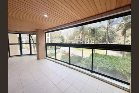 Apartamento para alugar com 160m², 3 quartos e 3 vagasFoto 09
