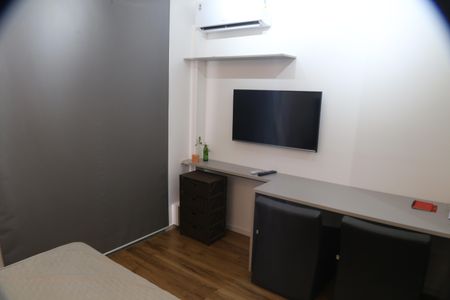 Sala/Quarto de kitnet/studio à venda com 1 quarto, 27m² em Chácara Santo Antônio (zona Sul), São Paulo