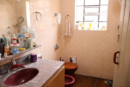 Casa à venda com 234m², 2 quartos e 7 vagasBanheiro