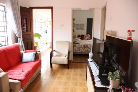 Sala de casa à venda com 2 quartos, 234m² em Chácara Mafalda, São Paulo