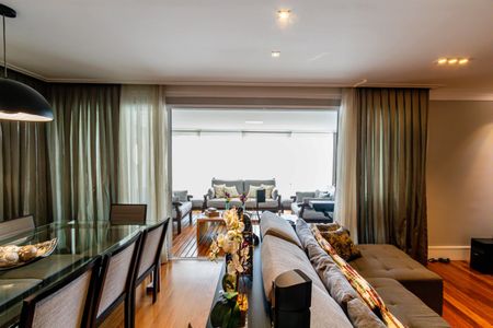 Apartamento à venda com 187m², 3 quartos e 3 vagasSala