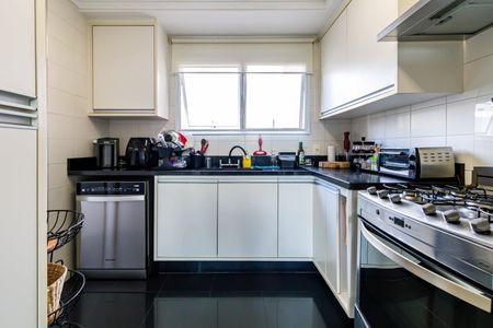 Apartamento à venda com 187m², 3 quartos e 3 vagasCozinha