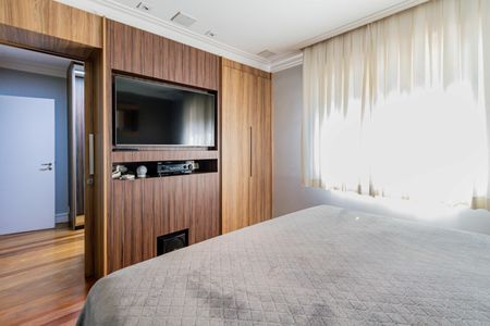 Apartamento à venda com 187m², 3 quartos e 3 vagasSuite master