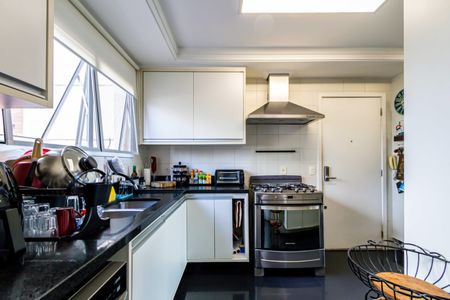 Apartamento à venda com 187m², 3 quartos e 3 vagasCozinha