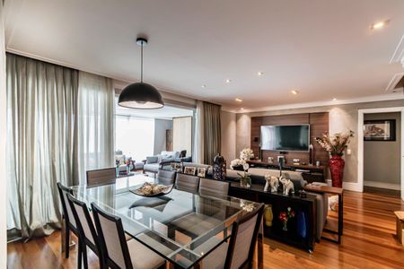 Apartamento à venda com 187m², 3 quartos e 3 vagasSala