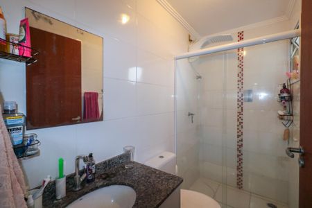 Apartamento à venda com 130m², 2 quartos e 2 vagasBanheiro da Suíte