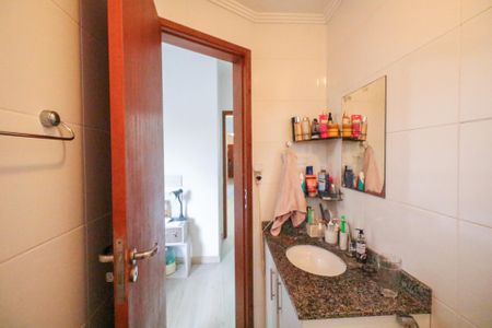 Apartamento à venda com 130m², 2 quartos e 2 vagasBanheiro da Suíte